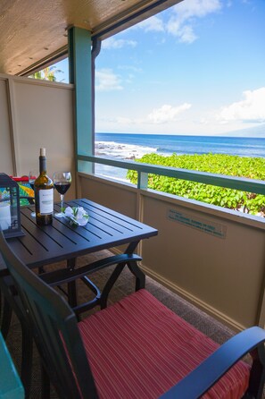 And offers stunning views of the pristine beach and ocean