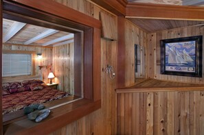 3rd Queen Bedroom - Craftsmanship throughout.