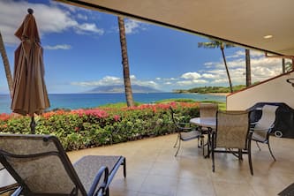 Oceanfront Retreat Stunning Views - Makena Surf F-107 - Amazing Snorkeling!
