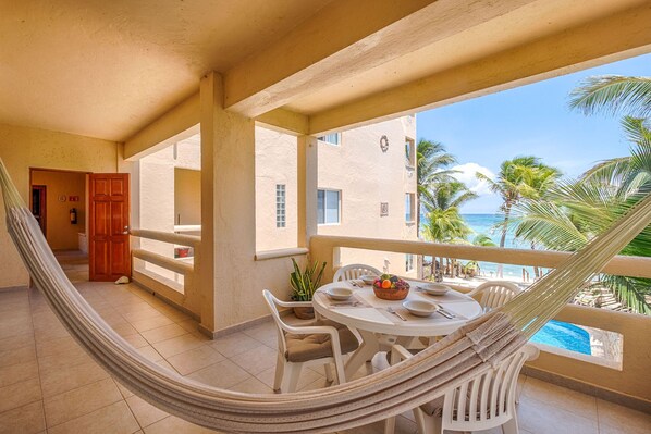 Hammock and Outside Dining with Ocean Views