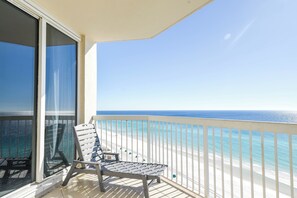 Silver Beach Towers East 1405- Balcony