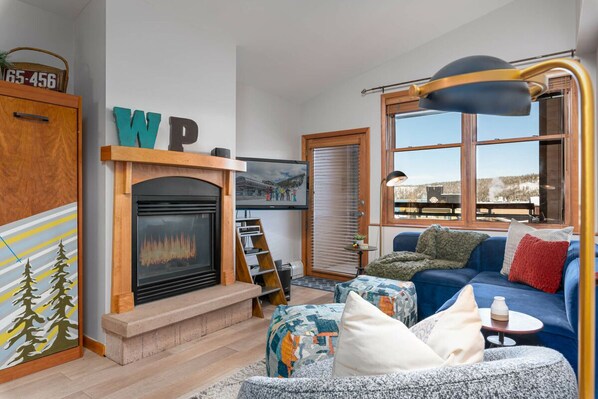 Welcome to Zephyr Mountain Lodge 2419