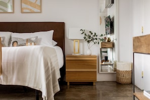 Bedroom details.