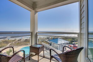Private Oceanfront Balcony
