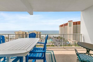 Laketown Wharf 1326 Balcony