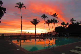 Ma'alaea Surf Unit E3-1 BR Ground Floor Beachfront Condo, Wifi, AC, Pool, TV