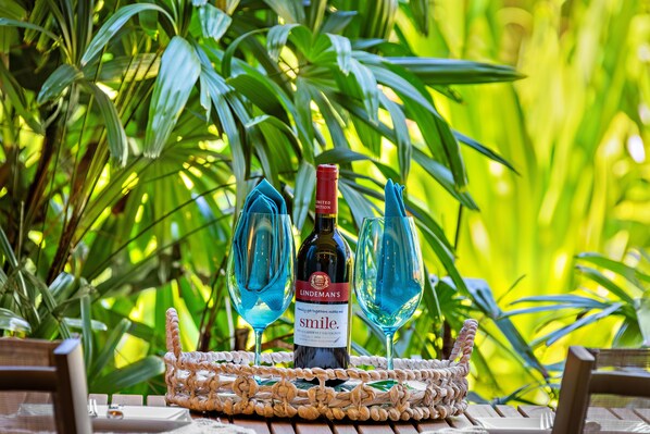 Dine out on your private lanai