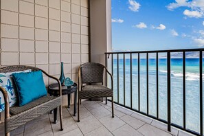 Additional chairs on the lanai