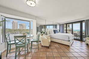 Studio Bedroom Overlooking Gulf