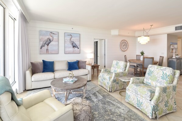 Silver Shells St. Maarten 406 - Living Area