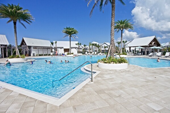 Resort Style Swimming Pool