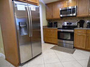 Great Kitchen!