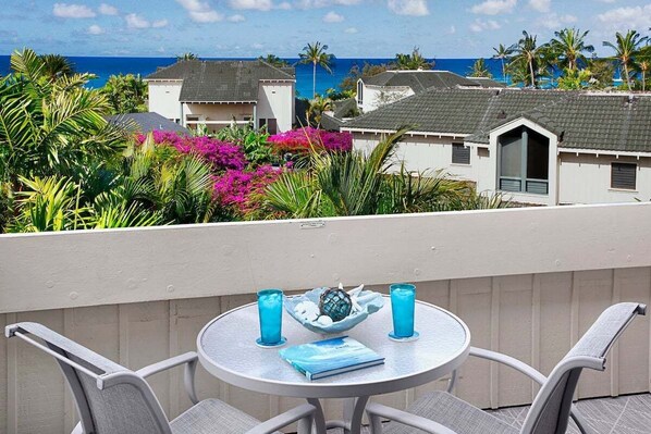 Balcony Lanai w/Ocean Views - Manualoha 505