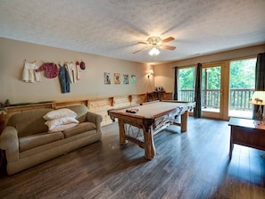 Game Room - Sofa Sleeper