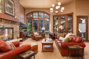 Spacious interior at Base Camp 480