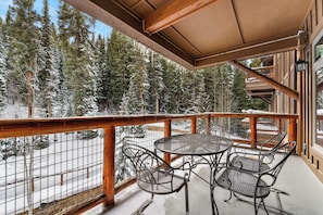 Private balcony with outdoor seating and ski-slope views!