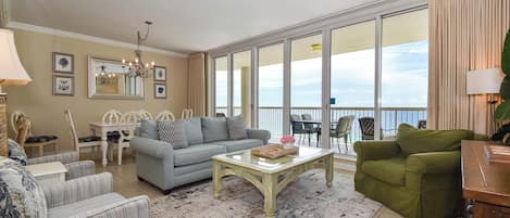 Silver Beach West 1604 - Living Area