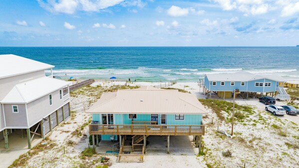Welcome to Driftwood Inn