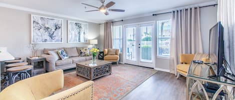 Flat screen in spacious living area