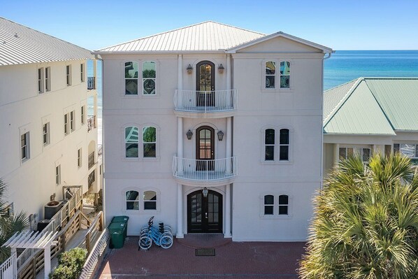Sanctuary at Frangista Beach - Beachfront Vacation Rental House with Private Pool, Movie Theater, and Elevator in Destin, Florida - Five Star Properties Destin/30A