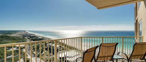 Beach Manor 1206 - Balcony - Enjoy your morning coffee in the fresh salty sea air