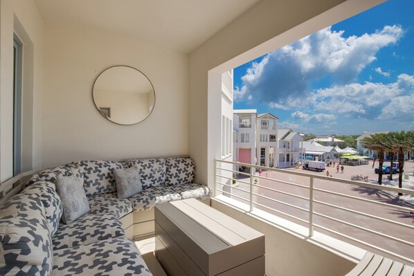 WELCOME TO WATERSTAR IN SEASIDE, FL!