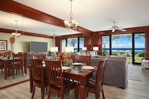 Poipu Kapili 10 Ocean Front Dining for 6