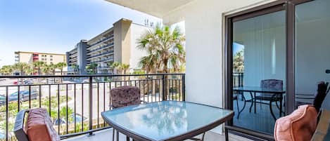 Spacious Balcony with Beach and Gulf Views!!