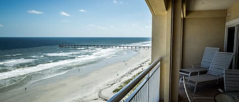 Acquilus Oceanfront - Lancelot's Castles Vacation Home Rentals Acquilus Condominiums Jacksonville Beach