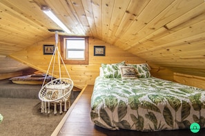 Upstairs loft bedroom queen bed