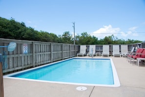 NHC10: Danube Breezes | Pool Area