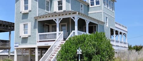 JR369: Point Of Views NC | Front Exterior
