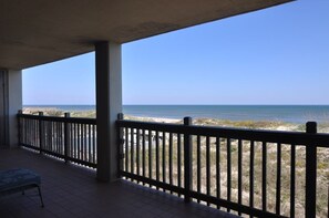 H202S: Heron Cove 202S | View