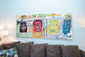 Artsy wall painting