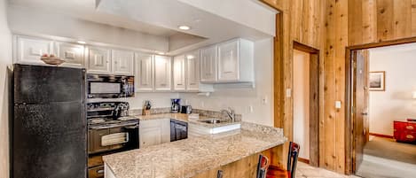 Kitchen Island with Bar - Convenient kitchen