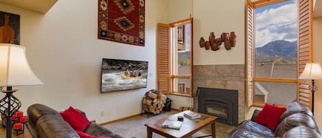 Cascade Village condo in Durango, CO just 1 mile from Purgatory Resort. 

Living Room with fireplace and TV