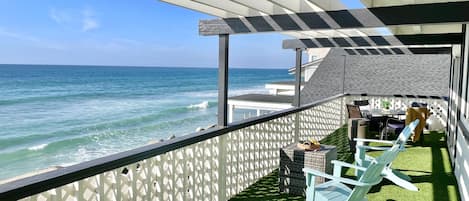 1615-3 Balcony Ocean View