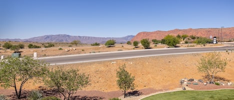 Snow Canyon view - The Patio Deck is a spacious area to entertain guests while enjoying the beautiful surrounding landscapes of Snow Canyon State Park