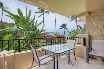Remodeled Oceanfront Suite - Paki Maui 109
