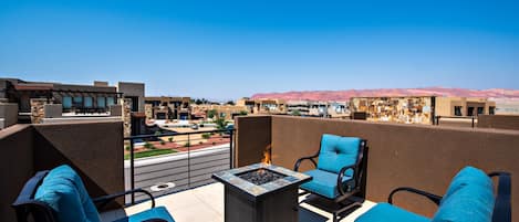 Front Patio View - The views from the Front Patio are breathtaking and overlook the majestic red rock formations of Snow Canyon State Park