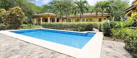 Catalina Cove, a private estate on 1.25 Acres, walk to the beach