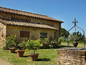 Building Exterior, Garden, Outdoor
