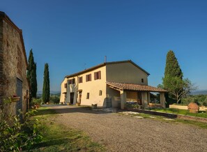 Building Exterior, Main Entrance, Outdoor