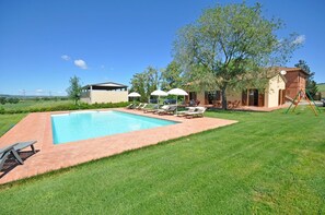 Garden, Pool