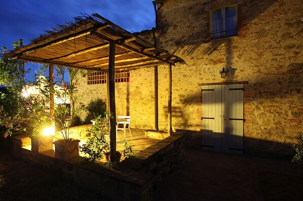 Balcony / Terrace / Patio