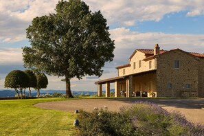 Building Exterior, Garden, Outdoor