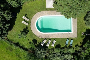 Building Exterior, Outdoor, Pool