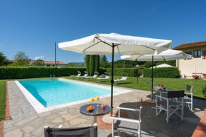 Building Exterior, Garden, Outdoor, Pool