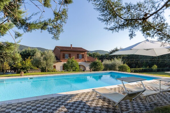 Building Exterior, Pool, Scenic View