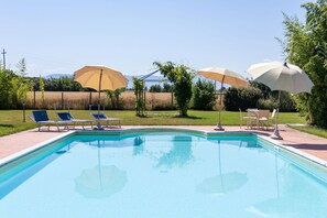 Building Exterior, Garden, Outdoor, Pool